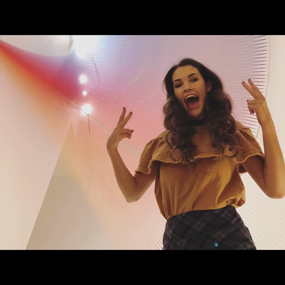 Meet your Posher, Cecile